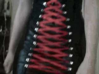 blonde junge WOMAN in Leder Dessous gefickt