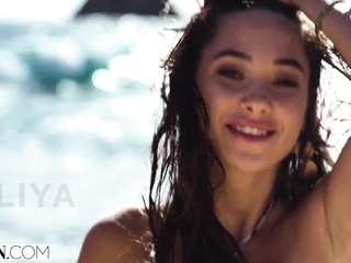 休暇中の高級モデル3P