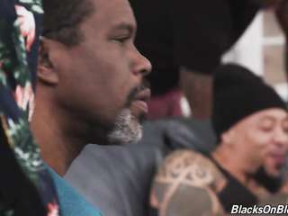 Gwen Vicious - Blacks On Blondes