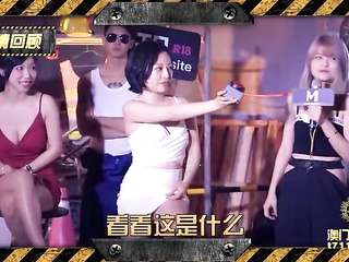 Xia Qingzi & Li Wenwen - Werewolf Insertion Ii- HD Porn