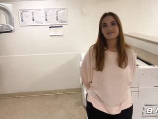 Big tit american idol Siri Dahl cleans up