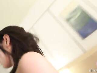 Five-star Beautiful Wife Pick-up Nakadashi Beautiful Breasts Wife