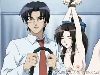 BDSM anime adolescente fodido em sua buceta apertada