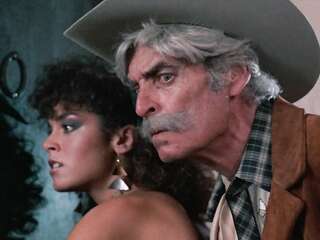 Karin Mani, Betsy Russell, Laura Burkett, Lynda Wiesmeier - Shower scene and lecherous (1985)