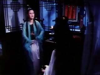 Bảo Mẫu Con Hoàng Đế Quyến Rũ