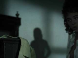 tits Elizabeth Hurley