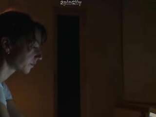 A film about a teacher's passion for an 18-year-old student. rus