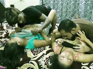 भारतीय गर्लफ्रेंड की अदला-बदली और एक दूसरे के सामने चुदाई