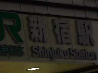 I found a female college student playing in the arcade in Shinjuku! I was forced to take it home