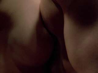 Laia Tompson topless