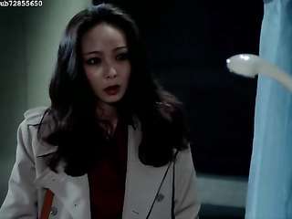 Onna kyôshi Seito no me no maede