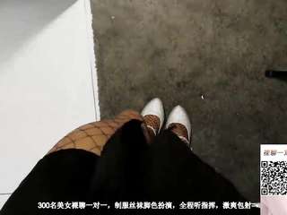 The best high-value elder sister asks a friend to come to the house for sex